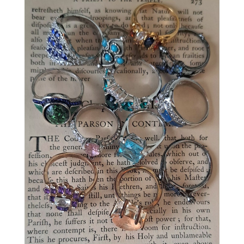 Lot Of 12 Rings Costume Jewelry Cocktail Rings